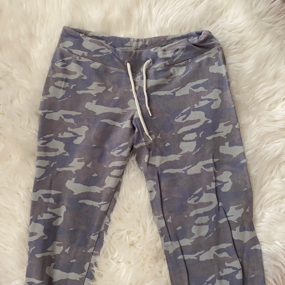 Monrow Joggers Sweatpants Camo Camouflage